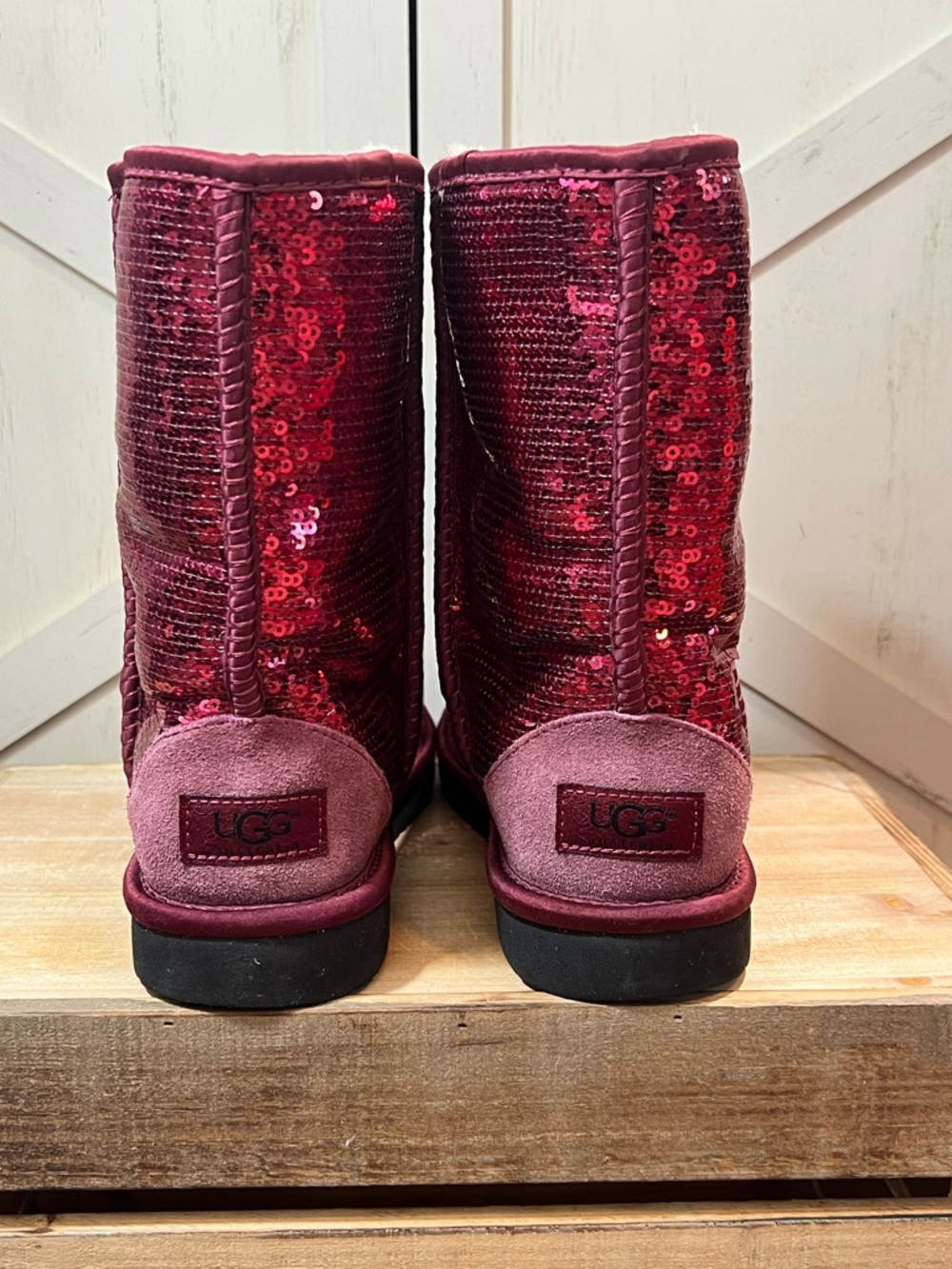 UGG CLASSIC SPARKLE SEQUIN OXB LIMITED HOLIDAY EDITION WOMEN SIZE 8 RARE🔥 - Picture 5 of 9